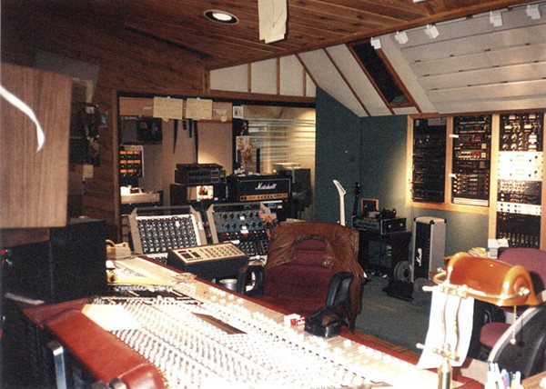 剖析Metallica经典之作的录制过程—《One》第一季