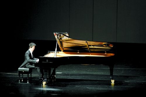 &ldquo;在那遥远的地方&rdquo;