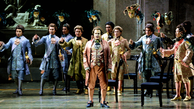 第二届中国(北京)国际提琴及琴弓制作比赛作品展开幕