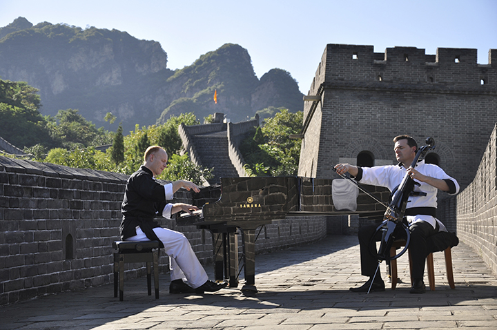The Piano Guys在长城上体现钢琴与大提琴美妙