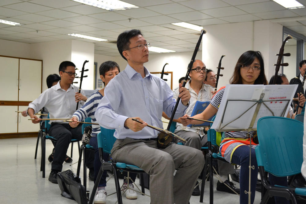 二胡迷欲推动中乐