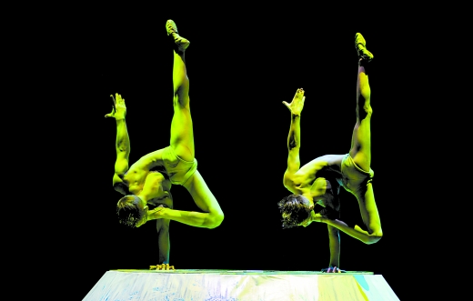 小提琴家吕思清接受晨报专访。