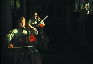 《拉提琴的僧尼们》获第23届中国新闻奖