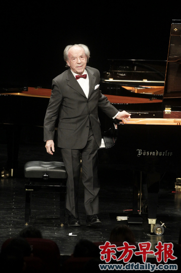 86岁高龄的奥地利钢琴家保罗&middot;巴杜拉&middot;斯柯达。
