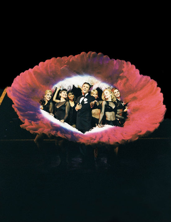 百老汇音乐剧《芝加哥》剧照。