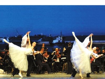 时间：12月31日地点：人民大会堂宴会厅票价：1680、1280、880、580、380、280、120元购票网站：www.ticketnet.cn