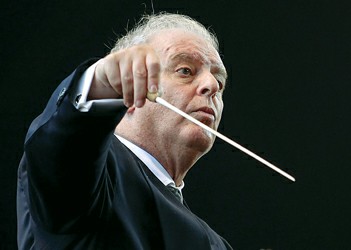 新年音乐会跨出历史阴影