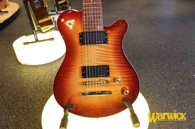 最华丽的感官冲击 Framus七弦定制版吉他