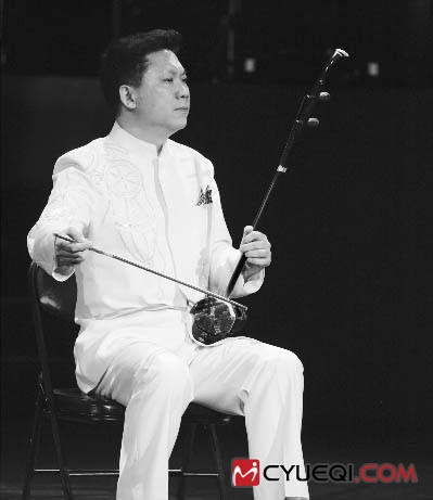 二胡演奏家周维 应将二胡注入新时代的生命