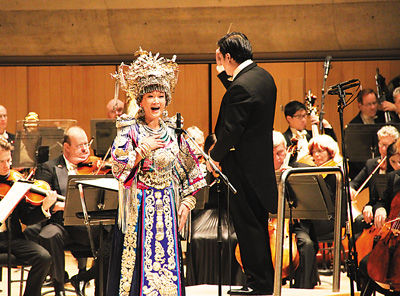 加拿大多伦多交响乐团&ldquo;欢乐春节&mdash;万马奔腾迎新春音乐会&rdquo;日前举行。这是加拿大首次为一个外国传统节日举办专场音乐会。