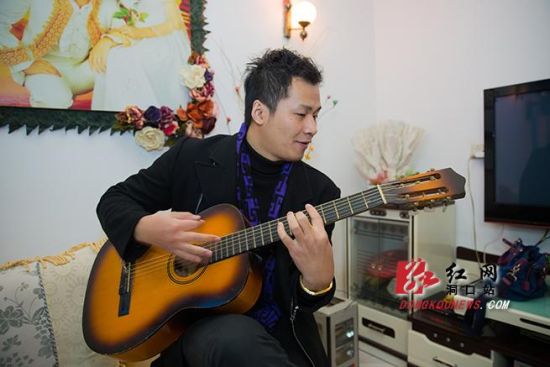 专访雷舒特：从一把吉他走上《星光大道》