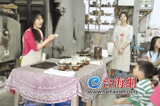 &ldquo;陈云林获赠的乐器是我们产的&rdquo;