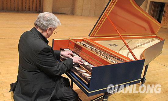 两大神秘古乐器亮相中山音乐堂