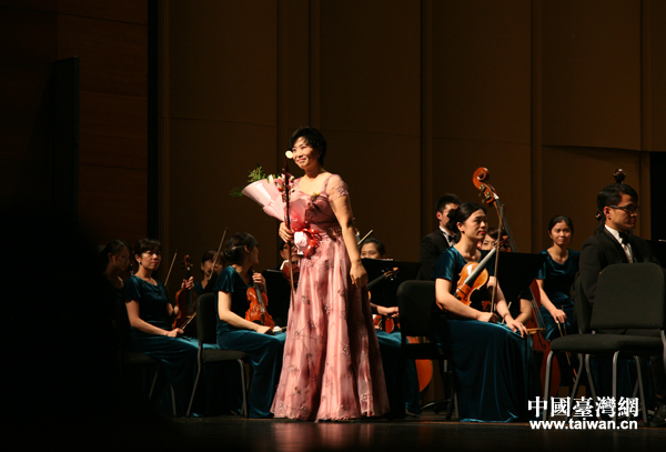 两岸艺术家在京共谱《梁祝》二胡版交响乐