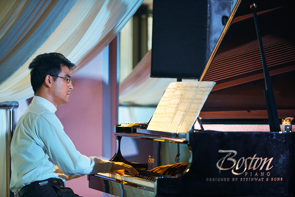 「琴、形、影」跨界音乐会成功上演