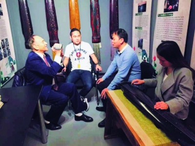 扬州古琴亮相卢浮宫，诠释“非遗”之美