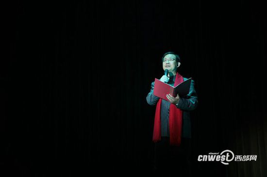 曲波深情朗诵《岁月》