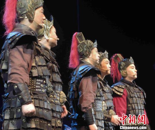 图为民族歌剧《木兰诗篇》演出现场。 张海雯 摄