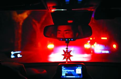 驾驶与偶遇是兴趣，吉他演奏是专业 人生不需要解释