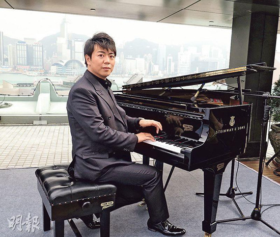 郎朗自曝已为全身买保险不拿刀不搬重物（图）