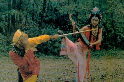 影视剧中的琵琶美女，杨幂、刘涛、刘亦菲，谁更有古典气质？