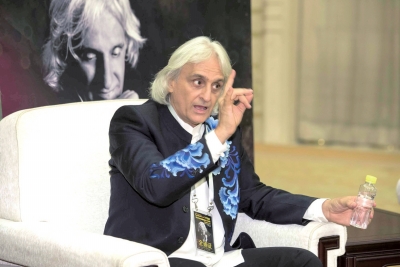 钢琴诗人乔瓦尼上演中国首秀