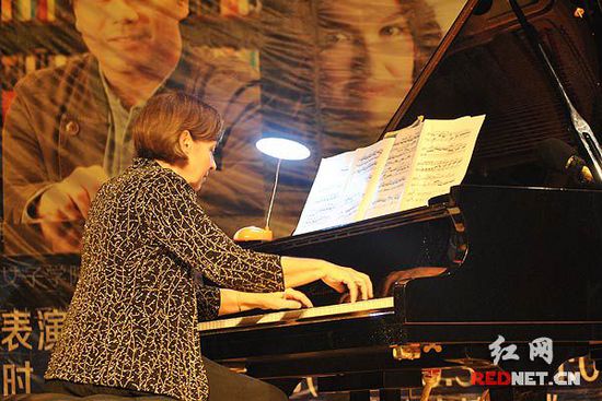 来自美国斯克里普斯学院的大师们为大家带来了一场精彩的视觉听觉盛宴。