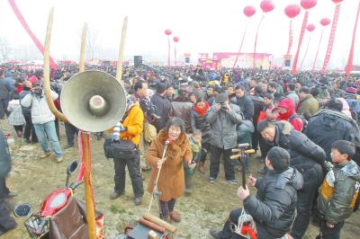 曲艺明星齐聚马街书会 河南曲艺从未走远