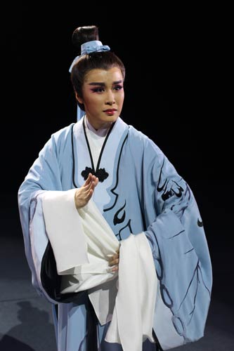 新编越剧《血手印》首演：囊括时下最卖座的戏剧元素