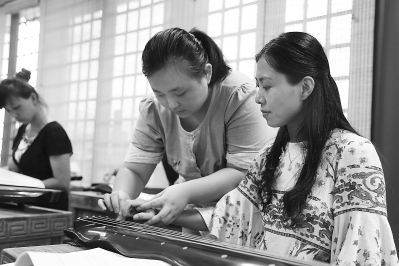 米兰世博会 龙人古琴文化村入驻中国国家馆