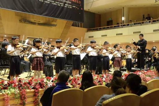 在孩子们的艺术之梦中，有拜博助力，希望同行