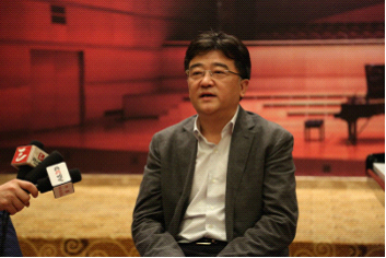 长江钢琴音乐节韩新安专访：热爱音乐是实现中国梦的一部分