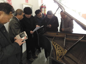 昆明学院发现聂耳使用过的钢琴