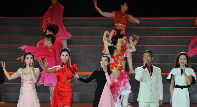 青年歌唱家刘晶做客吉林卫视《放歌中国》录制专场音乐会