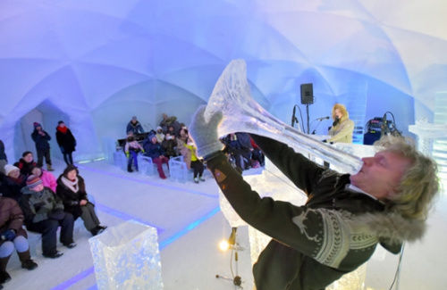 大自然的馈赠 冰块造乐器 越冷音色越棒(组图)