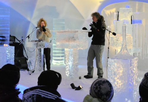 大自然的馈赠 冰块造乐器 越冷音色越棒(组图)