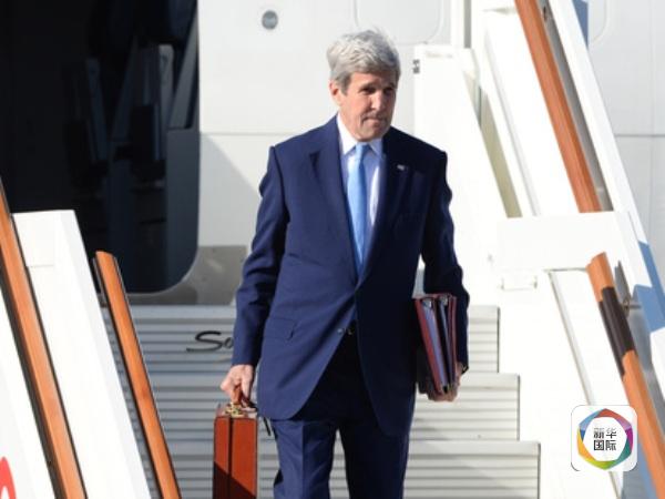 携吉他盒赴俄 克里要送礼？