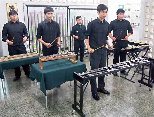 打击乐器竟能敲和弦！屏科大创造新乐器