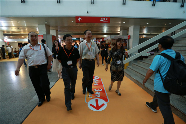 文化科技司孙若风一行莅临PALM 2016北京乐器展