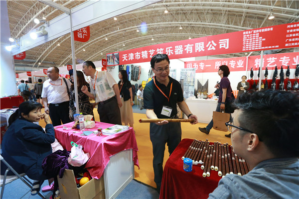 文化科技司孙若风一行莅临PALM 2016北京乐器展