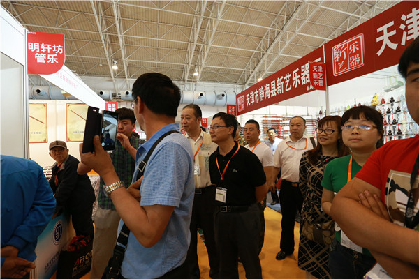 文化科技司孙若风一行莅临PALM 2016北京乐器展