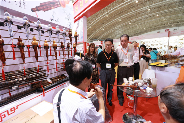 文化科技司孙若风一行莅临PALM 2016北京乐器展