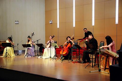 天津民乐奏响毛里求斯&nbsp;用音符谱写中毛友谊