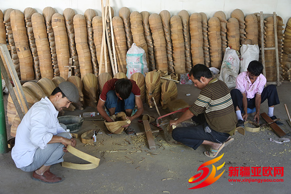 新和县做大乐器旅游产业实现创业就业