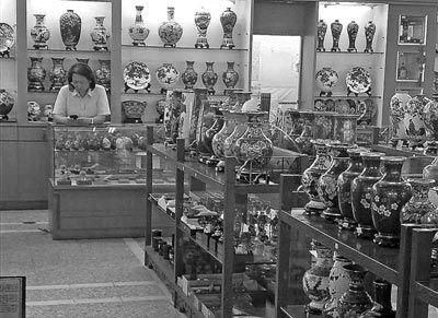 涉外商店20年未进新人 往日辉煌只在回忆里（图）