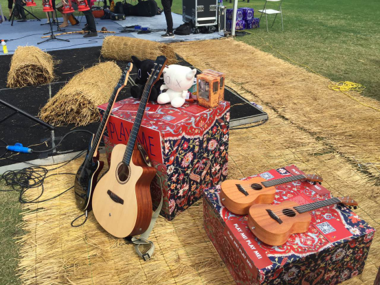 GEEK智能吉他亮相上海混凝草音乐节，智能乐器将成主流