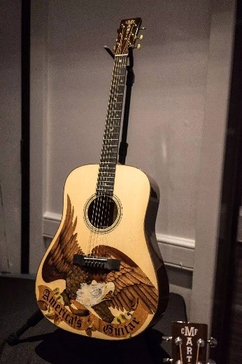 世界吉他大牌Martin2017年新品亮相