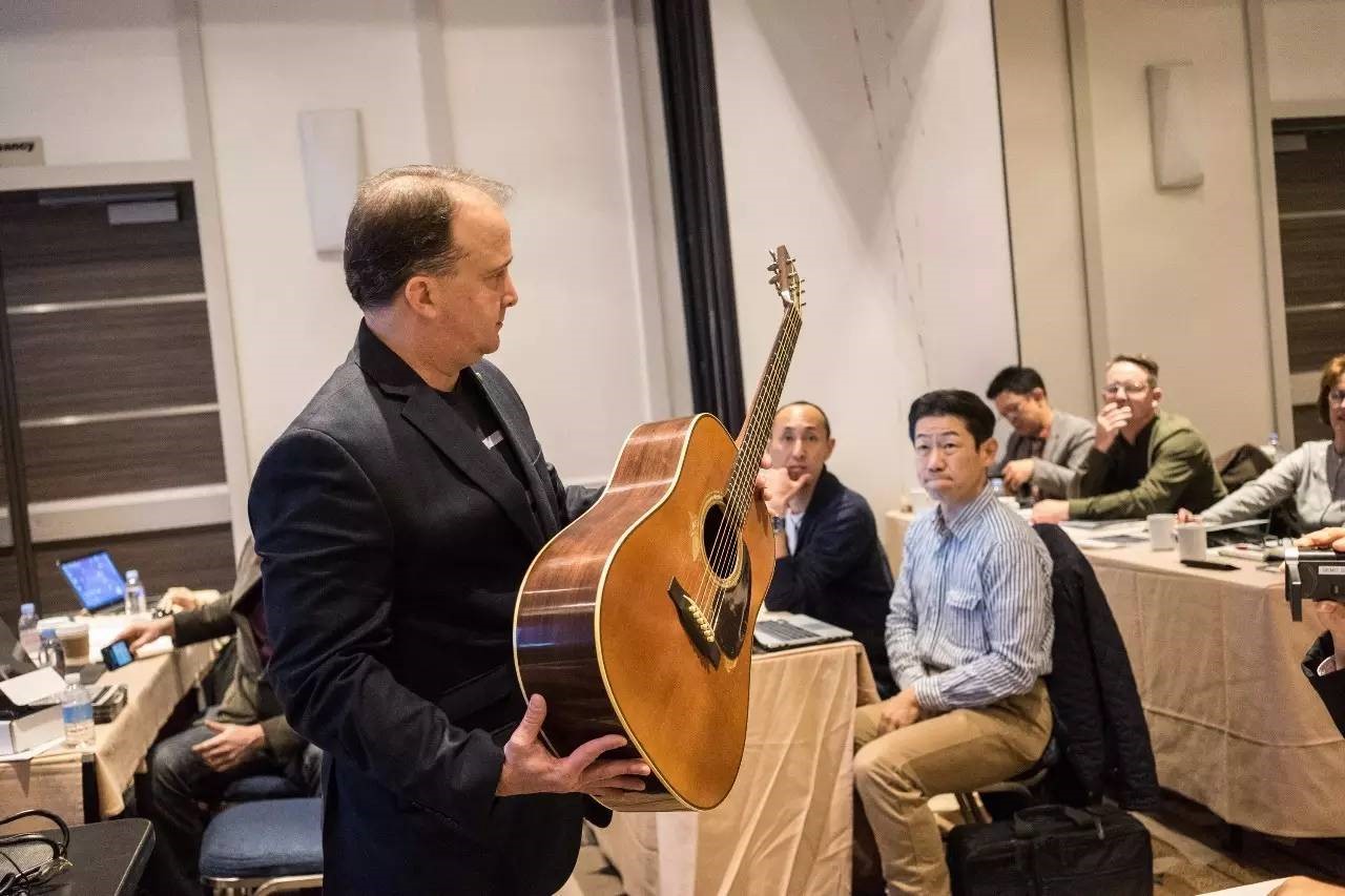 世界吉他大牌Martin2017年新品亮相