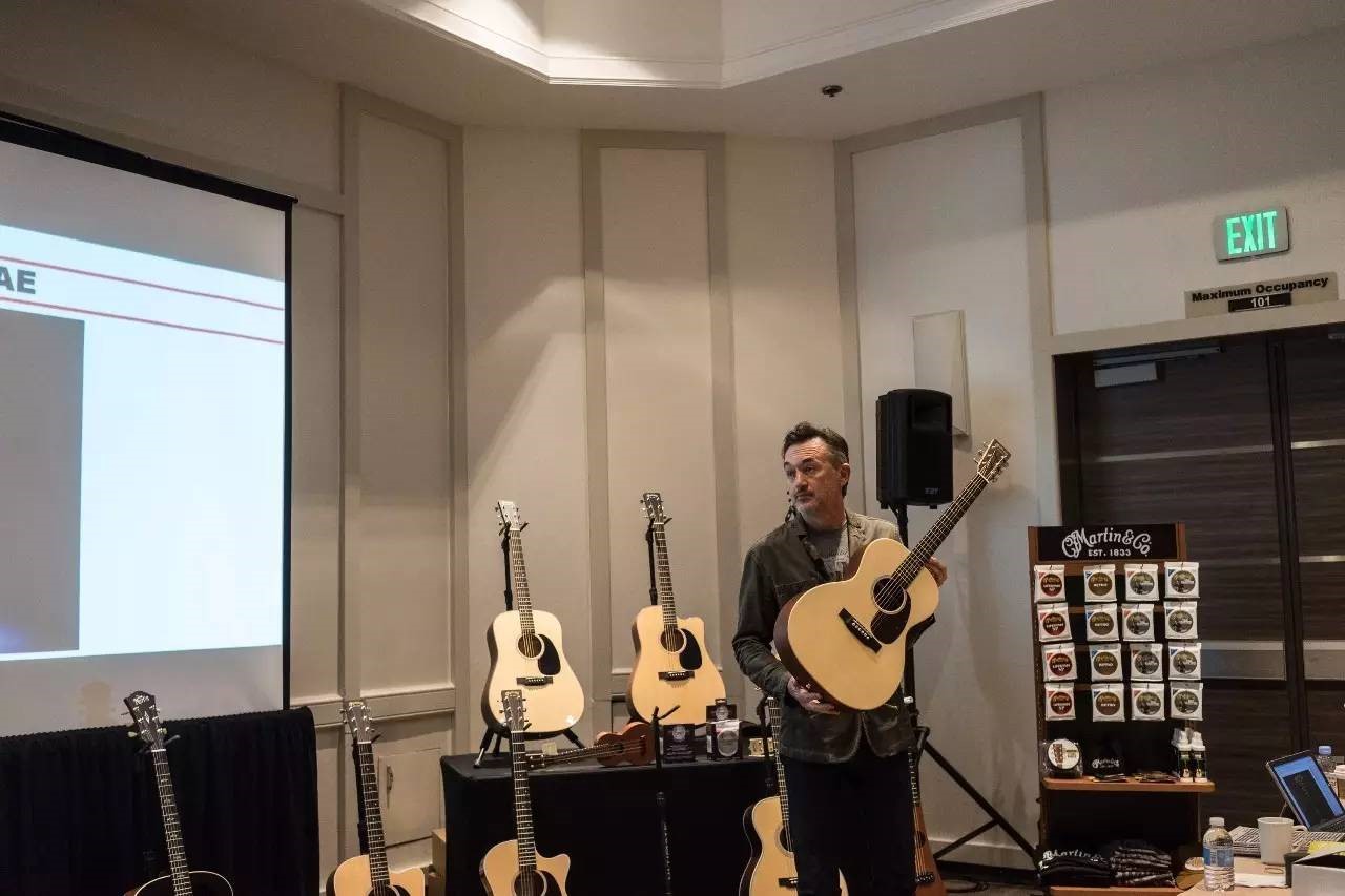 世界吉他大牌Martin2017年新品亮相