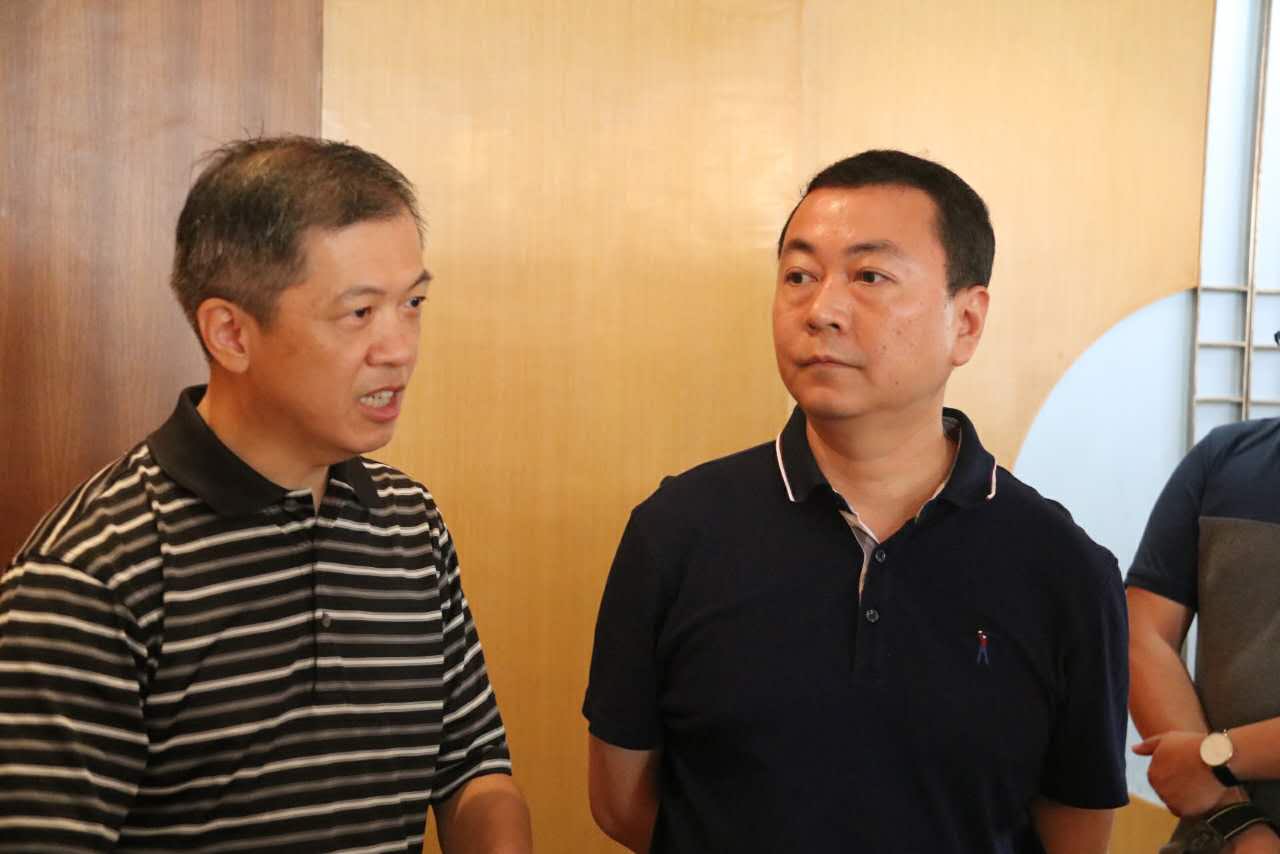 广东省领导莅临法丽达吉他工厂调研指导